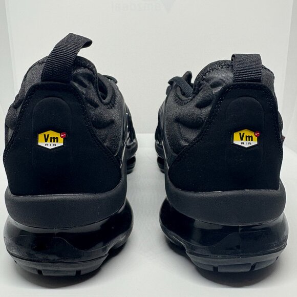 Men's Triple Black Nike Air Vapormax Plus - Picture 7 of 7